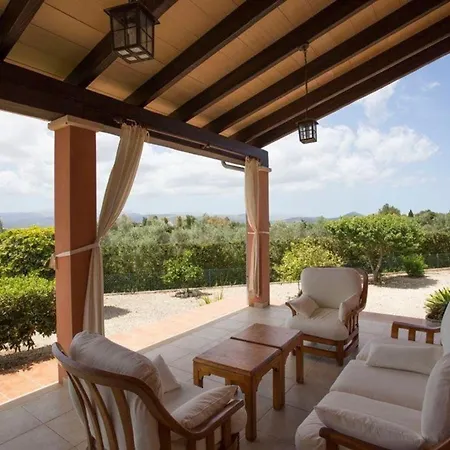 Holiday home Schoene Mit Pool Im Olivenhain