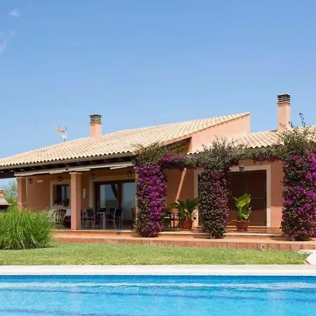 Schoene Mit Pool Im Olivenhain Playa de Muro (Mallorca)